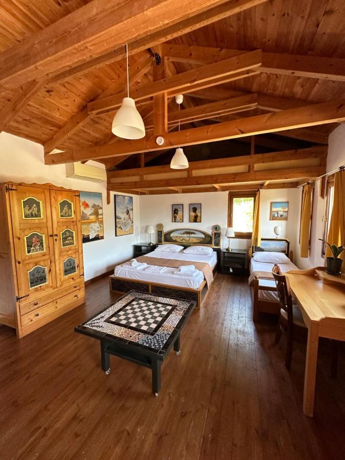 Varias Art House Kallirákhi المظهر الخارجي الصورة
