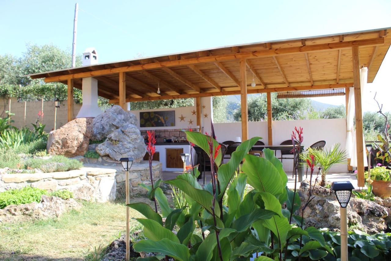 Varias Art House Kallirákhi المظهر الخارجي الصورة